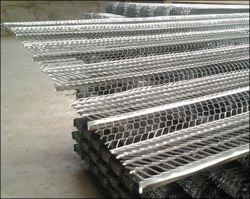 Standard 3.4 Rib Lath Of Galvanized Iron Expanded Sheet For Plaster, Render, Stucco In Construction